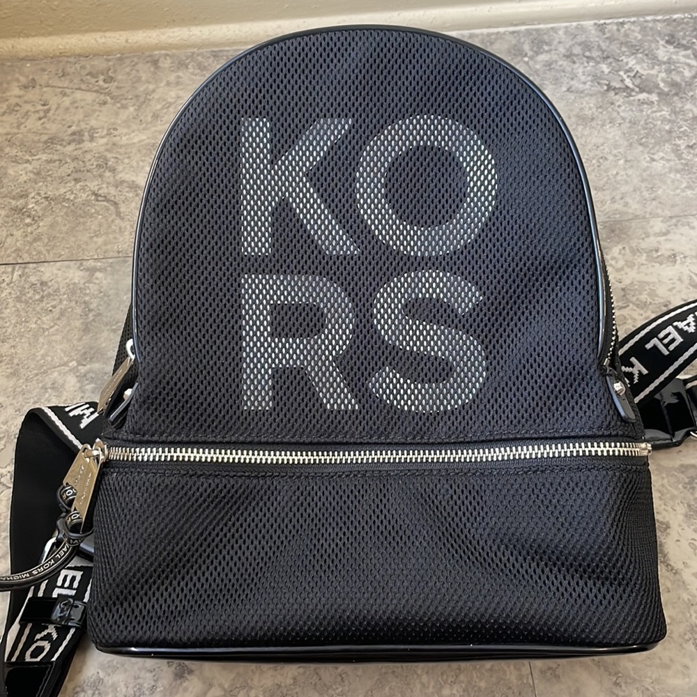 Michael Kors bag pack - Picture 7 of 7